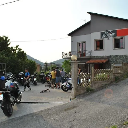 Bed & Breakfast Italian Piston House Sport Moto Rent
